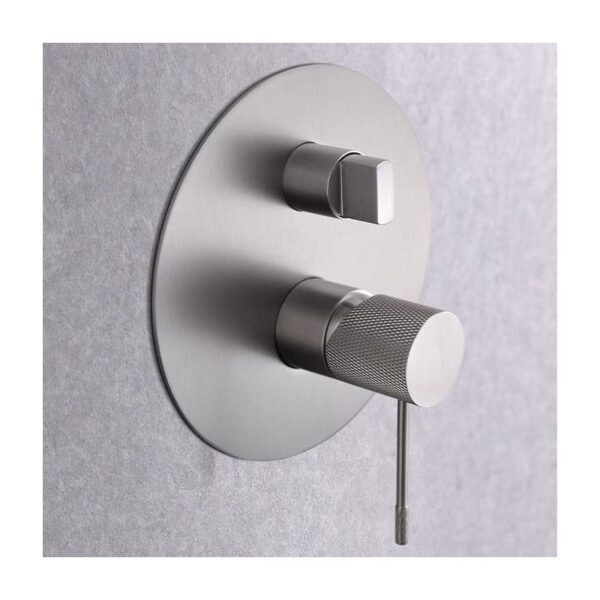 Conjunto de ducha y baño empotrado Line Imex detalle 8