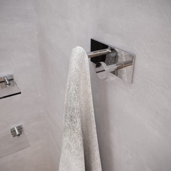 Percha doble de baño Stick Cosmic ambiente 1